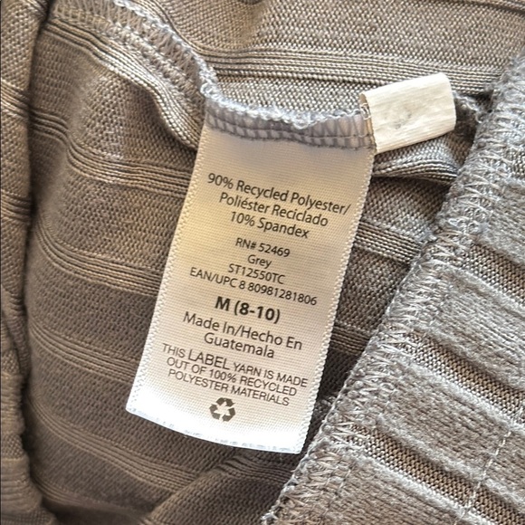 Secret Treasures Women’s Medium Gray Ribbed Crew Neck Sweater - Picture 6 of 6